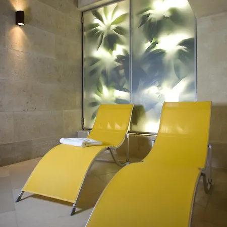 Meduza & Hotel 3*